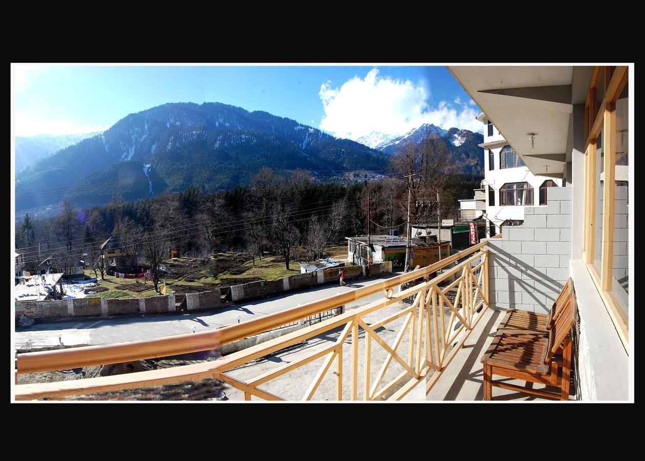 Hotel Nitesh Manāli Exteriér fotografie