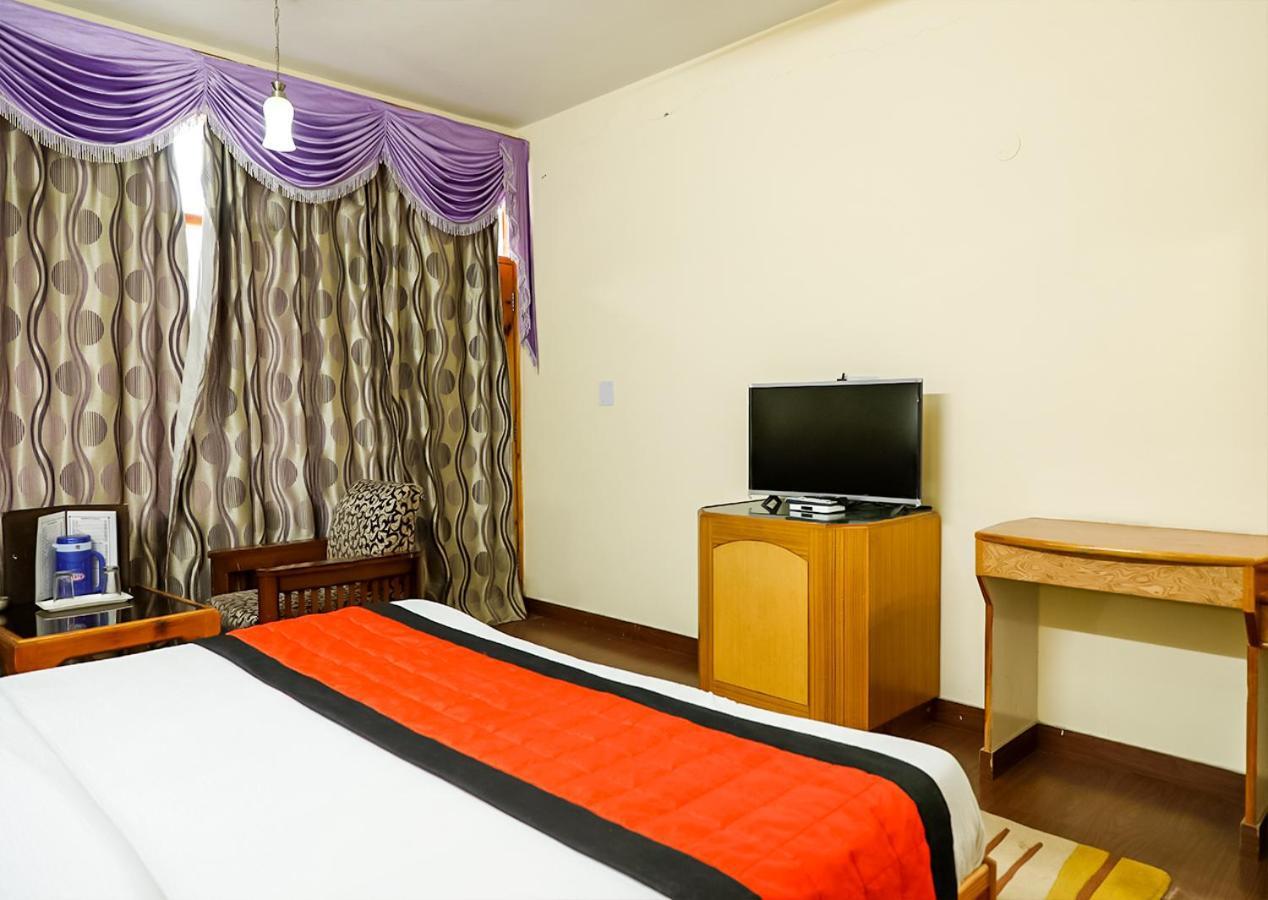 Hotel Nitesh Manāli Exteriér fotografie